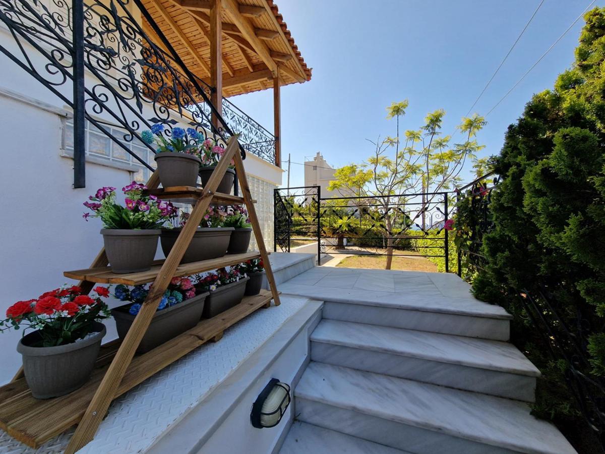 Villa Liana : Luxury Villa With Fantastic Sea View, Near Airport Pórto Ráfti Exteriör bild