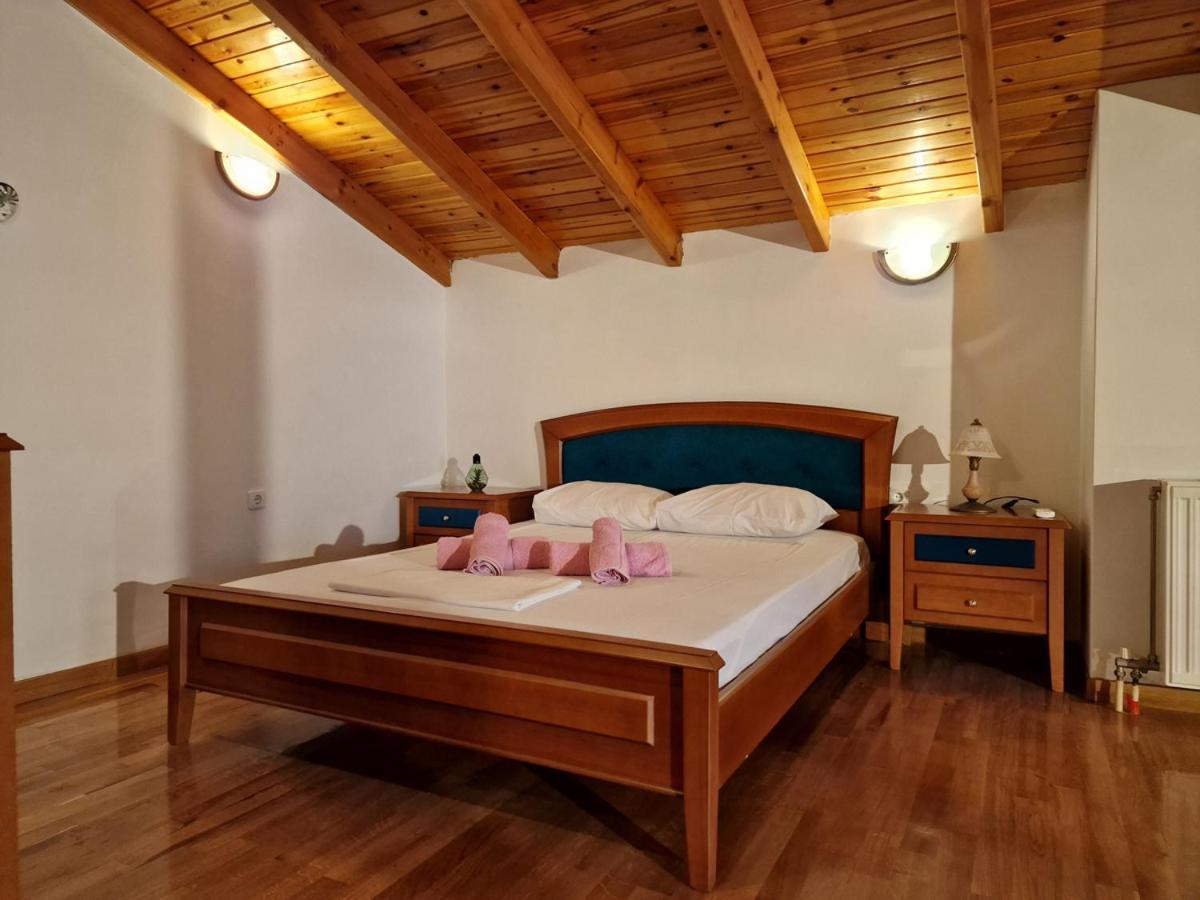Villa Liana : Luxury Villa With Fantastic Sea View, Near Airport Pórto Ráfti Exteriör bild