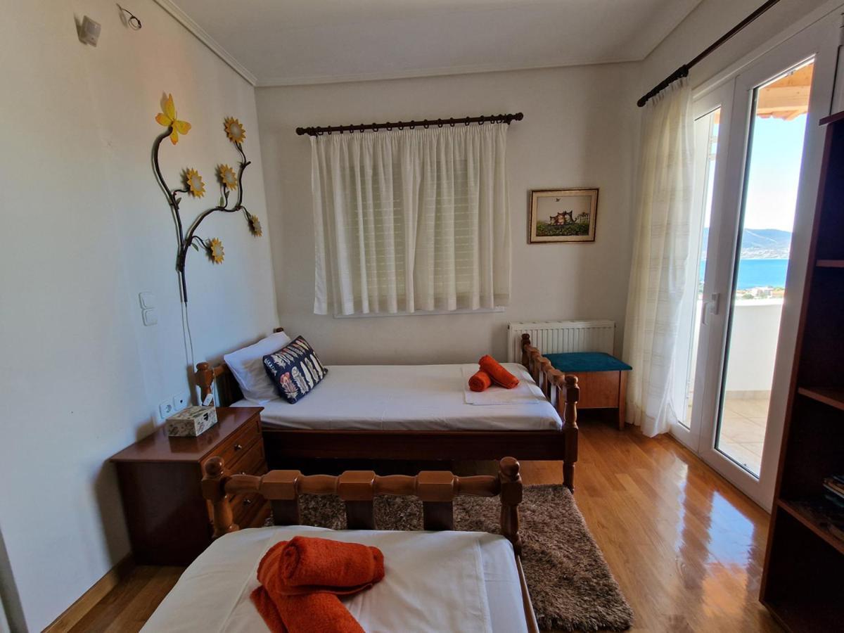 Villa Liana : Luxury Villa With Fantastic Sea View, Near Airport Pórto Ráfti Exteriör bild
