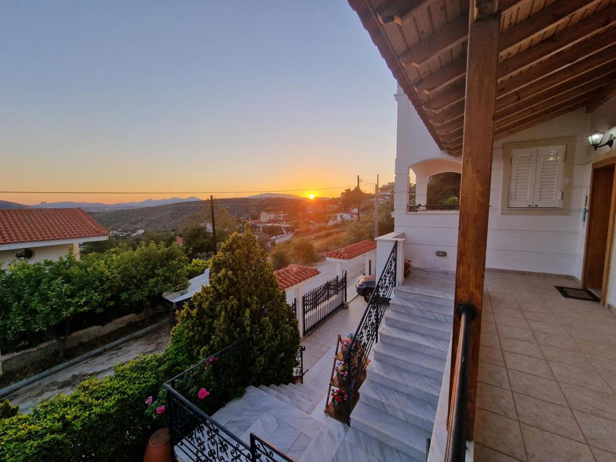 Villa Liana : Luxury Villa With Fantastic Sea View, Near Airport Pórto Ráfti Exteriör bild